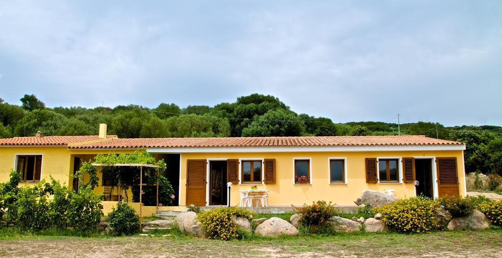 Agriturismo Sardo Villa Campavaglio Exterior photo