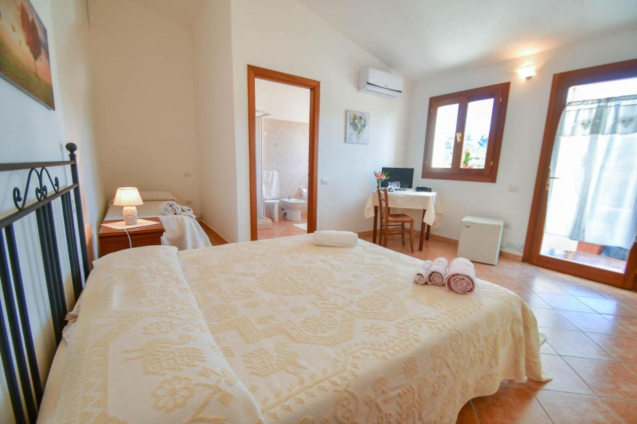 Agriturismo Sardo Villa Campavaglio Exterior photo